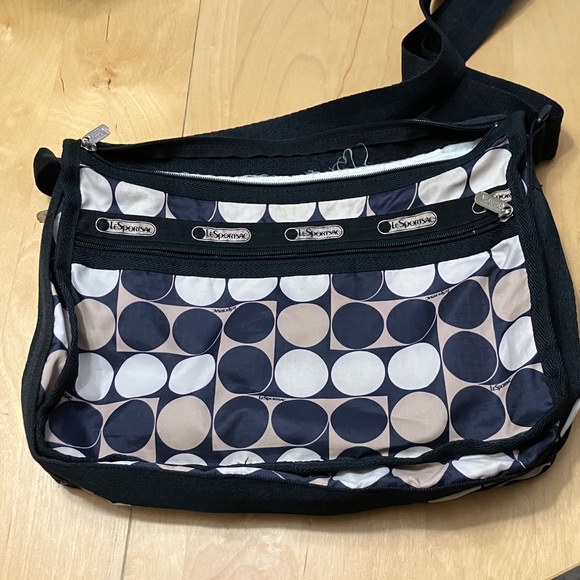 LeSportsac Black, Tan, and White Crossbody Bag with Adjustable Strap - Picture 3 of 4